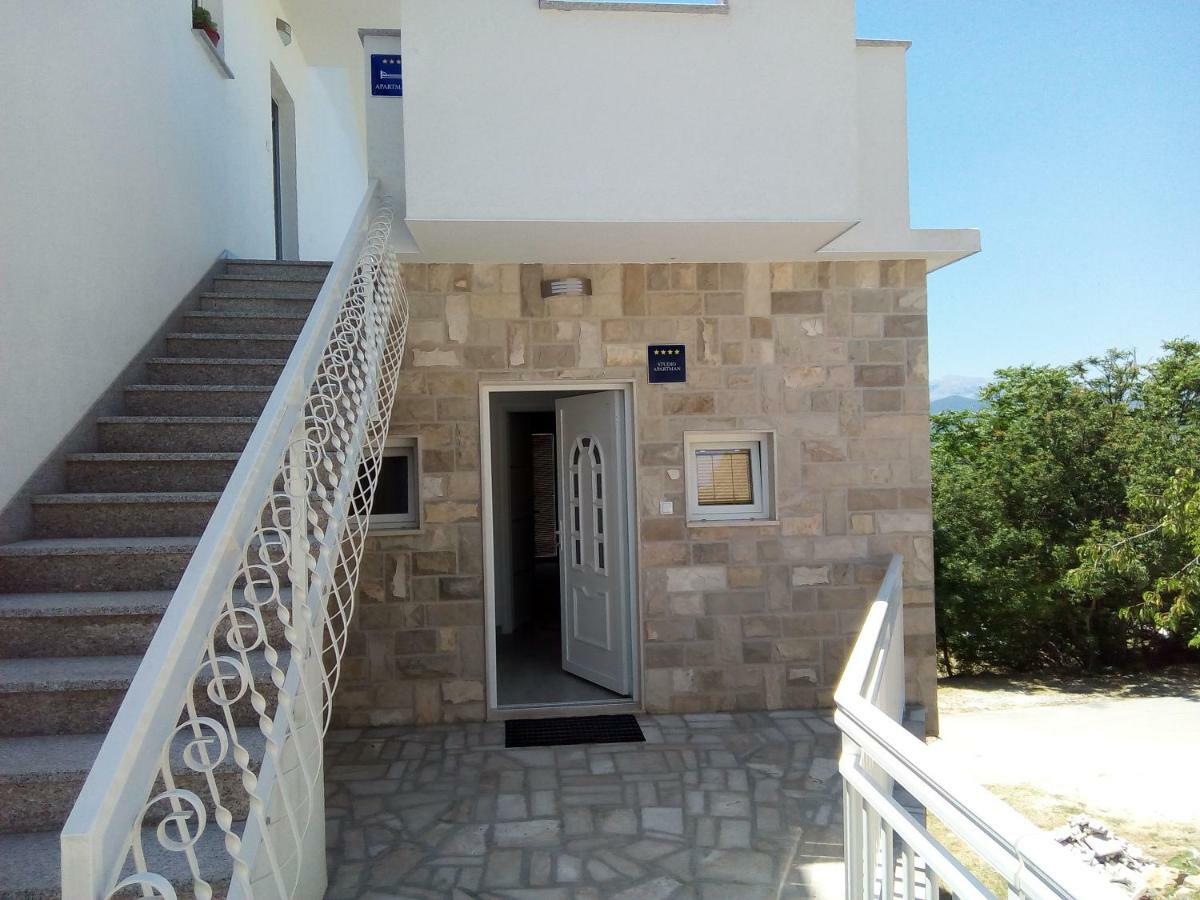 Studio Apartman Matkovic Imotski Exterior foto